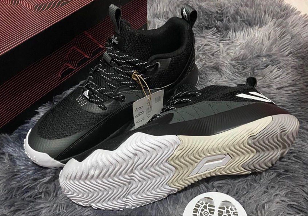 Damian lillard store signature shoes