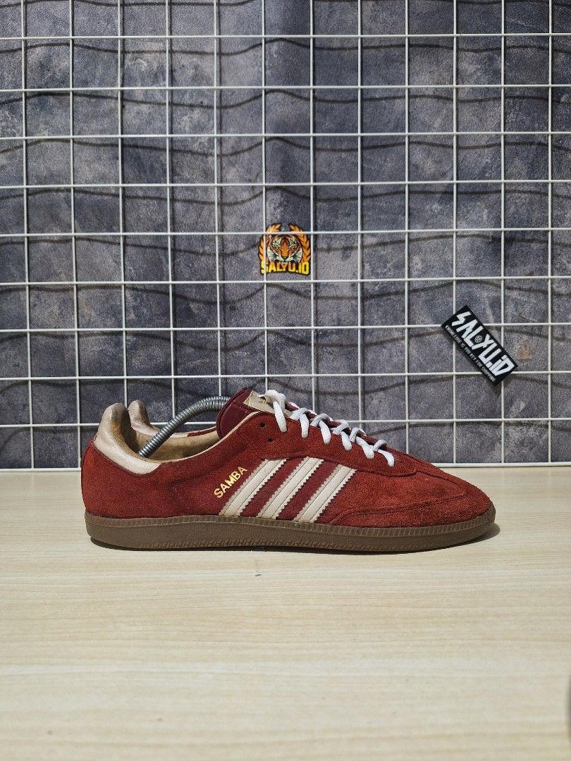 Adidas samba suede red sale