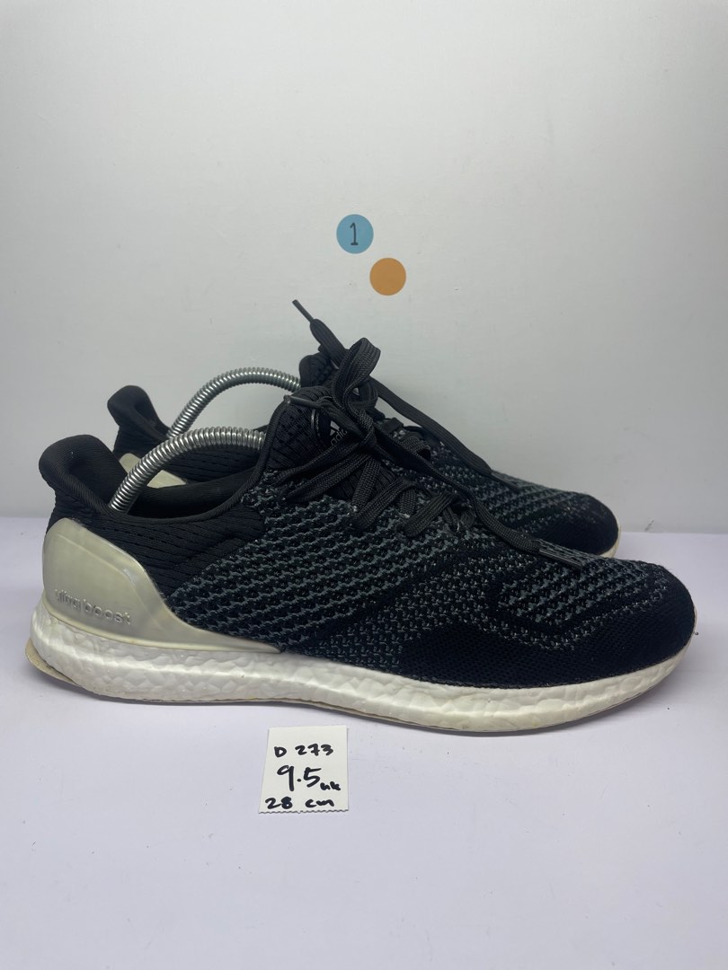 Adidas ultraboost 9.5uk Men s Fashion Footwear Sneakers on