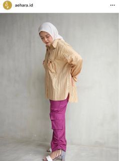 AEHARA - Vanya Nylone Shirt Latte | Kemeja wanita bahan nylon