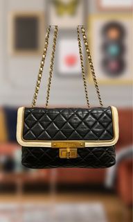 CHANEL shoulder bag in black (CLEARANCE SALE), Luxury, Bags & Wallets on  Carousell
