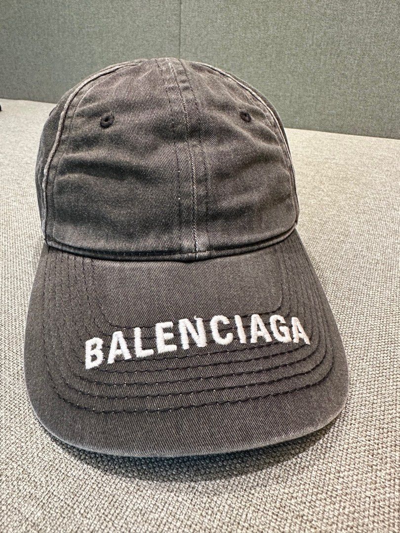 Balenciaga washed out style baseball cap, 名牌, 飾物及配件- Carousell
