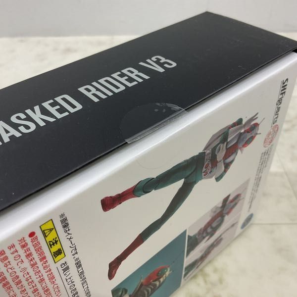 S.H.Figuarts（真骨彫製法） 仮面ライダーアギト BANDAI SPIRITS s.h.figuarts 真骨彫製法蒙面超人V3, 興趣及遊戲, 玩具
