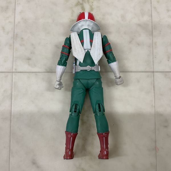 S.H.Figuarts 真骨彫製法　仮面ライダーファイズ BANDAI SPIRITS s.h.figuarts 真骨彫製法蒙面超人V3, 興趣及遊戲, 玩具