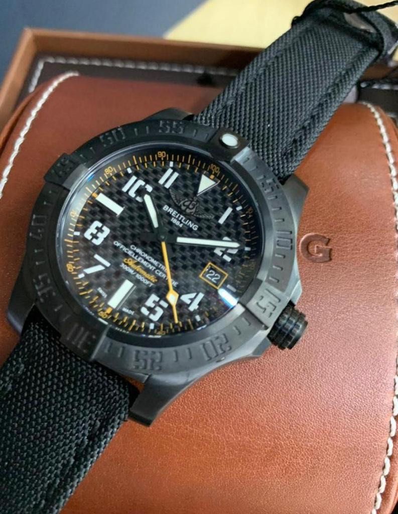 Breitling Avenger Seawolf M17330 Code Yellow Blacksteel Limited Edition Men s Fashion Watches Accessories Watches on Carousell