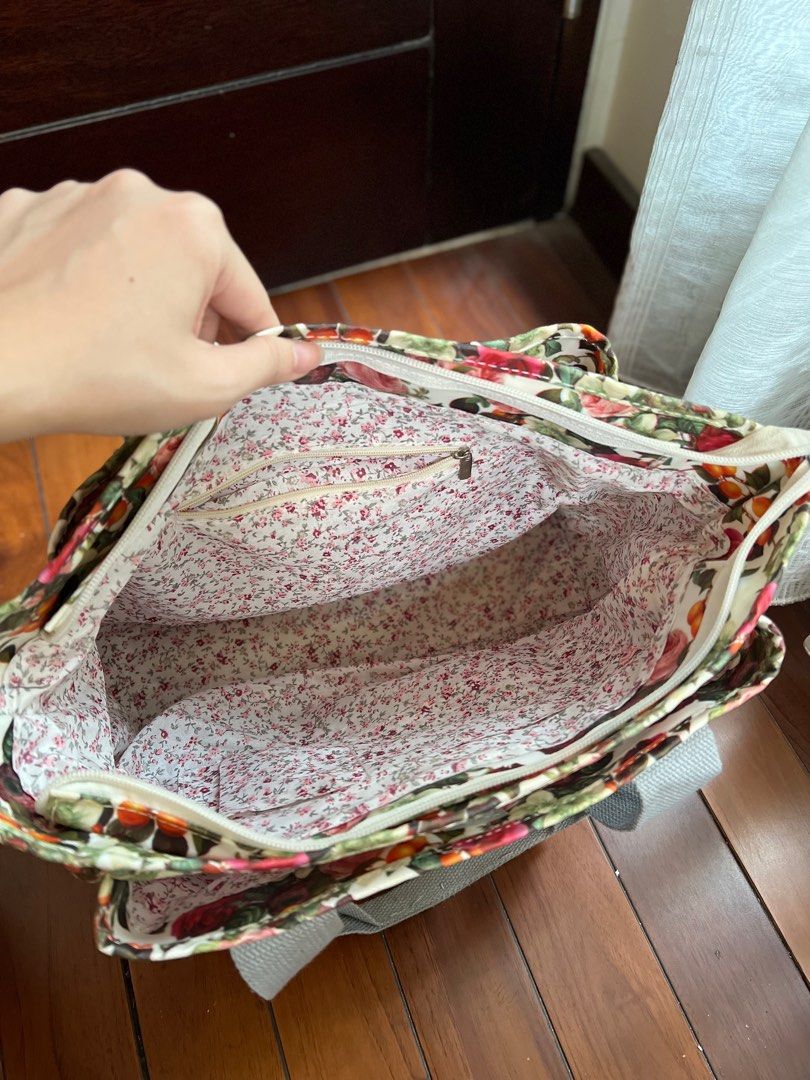 Carl kidston tote bag floral bunga tas jinjing wanita Fesyen Wanita Tas Dompet di Carousell