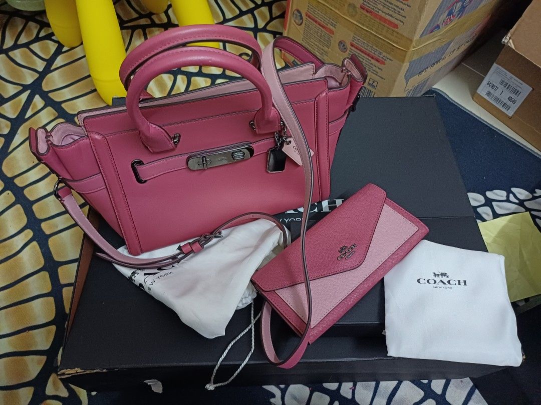 Coach discount swagger crossbody