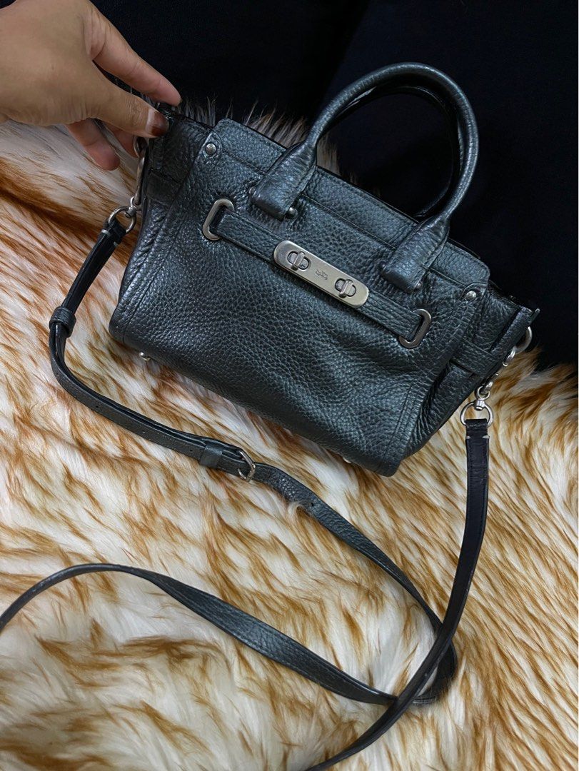 Coach swagger top pebble leather
