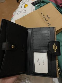 (Category: ) located in . Submitted by jobebe_ (Listing ID 1267461023, Image 1). Description: .