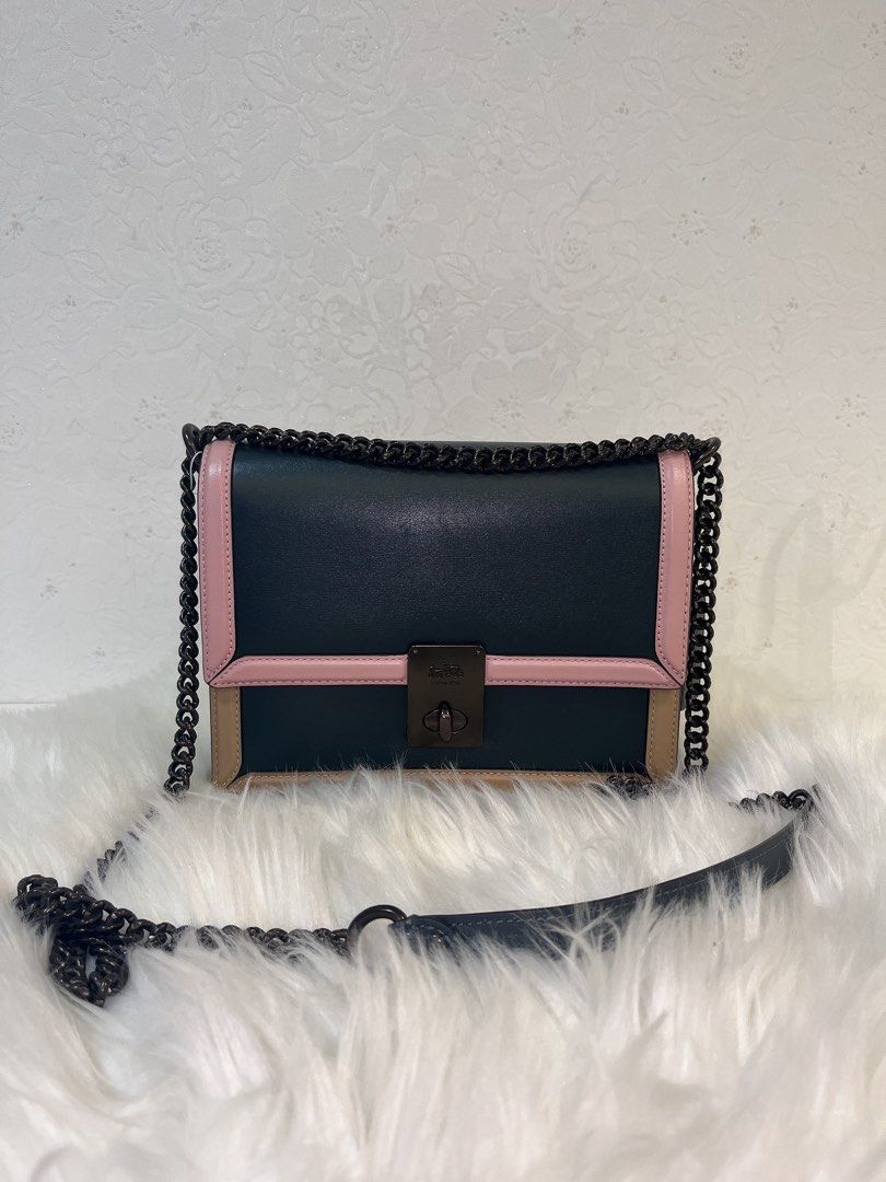 Coach hutton best sale shoulder bag women's
