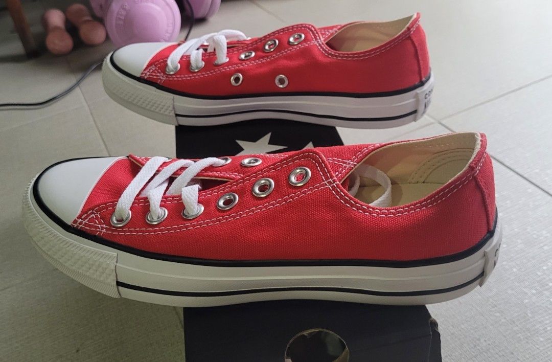 Red star cheap converse