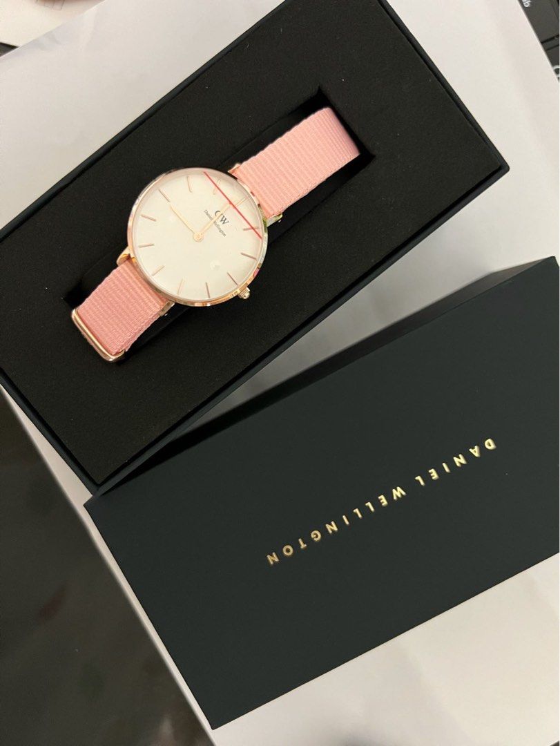 Authentic Daniel Wellington 32mm Women s Fashion Watches