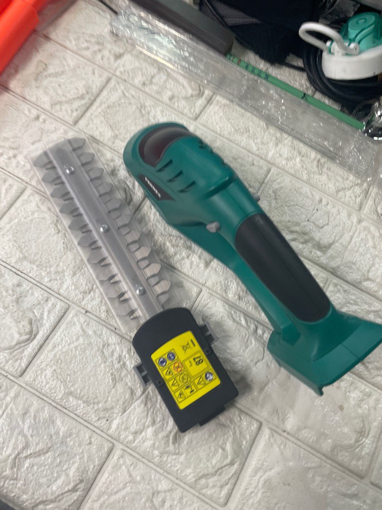 Ferrex Cordless Garden Mini Trimmer, Furniture & Home Living, Gardening