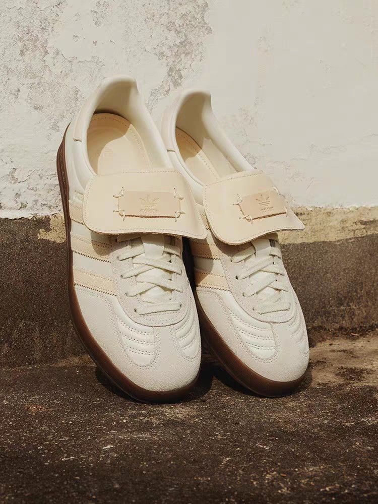 Tan clearance adidas gazelle