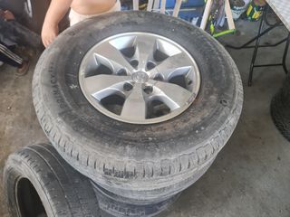 Fortuner mags and tires 265 70 16