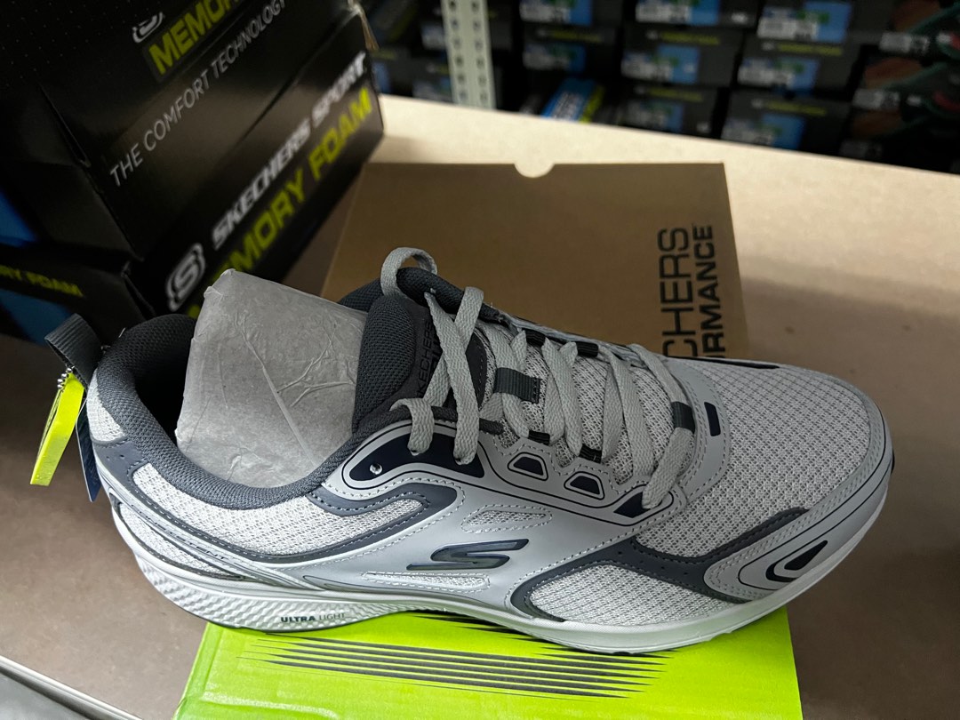 Skechers go best sale run mens silver