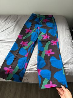 (Category: ) located in . Submitted by nat_qualitypreloved (Listing ID 1267461965, Image 1). Description: .
