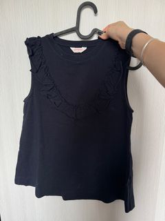 (Category: ) located in . Submitted by nat_qualitypreloved (Listing ID 1267451993, Image 1). Description: .