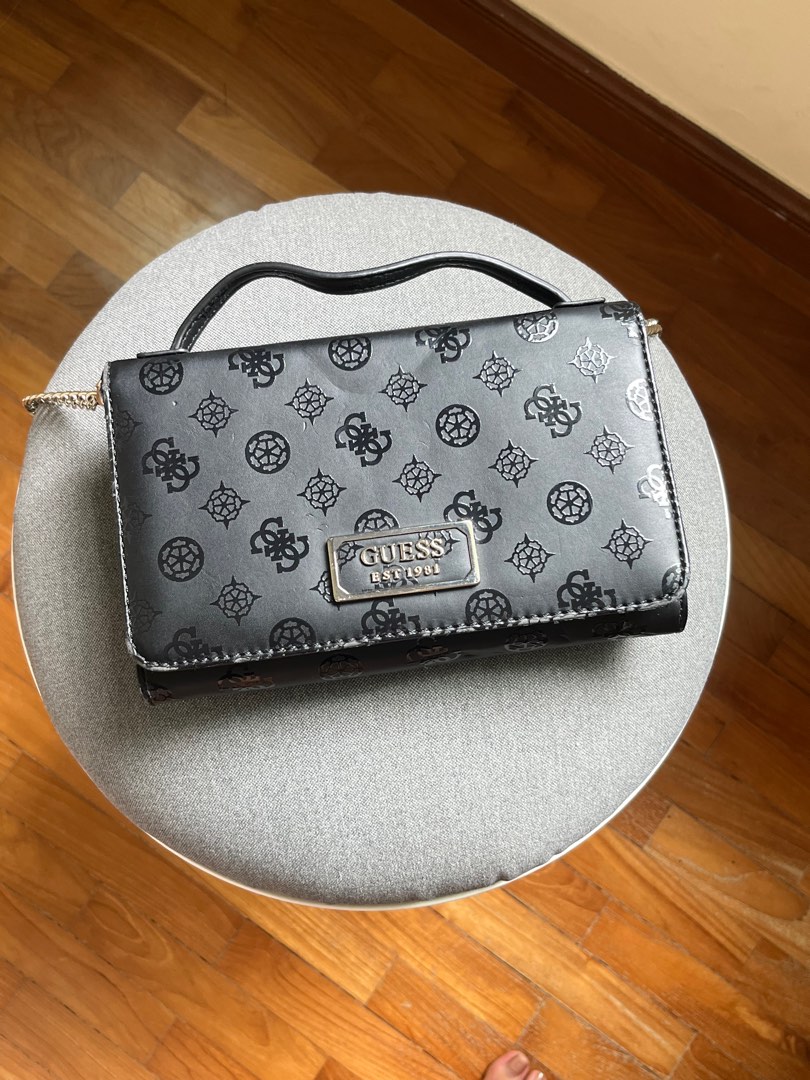 Guess black sling bag top
