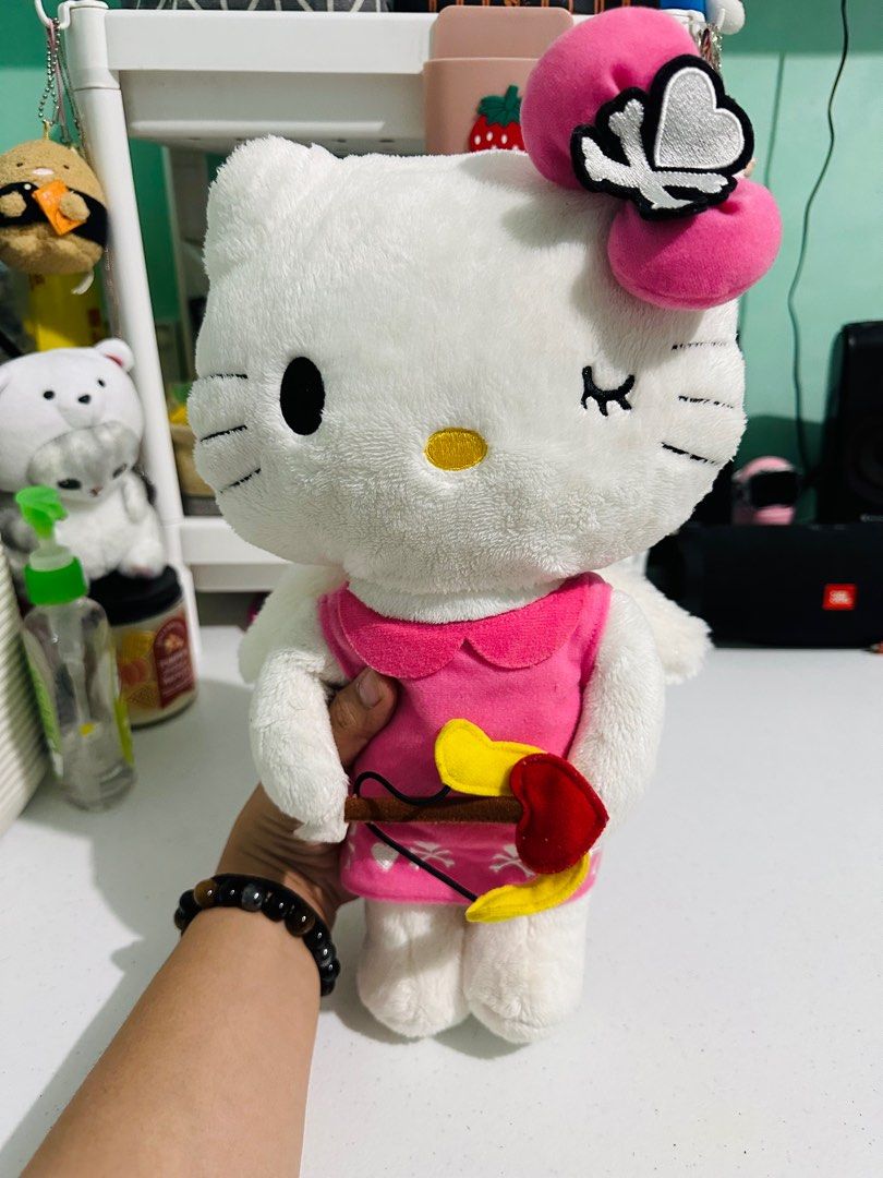 Hello kitty tokidoki plush deals