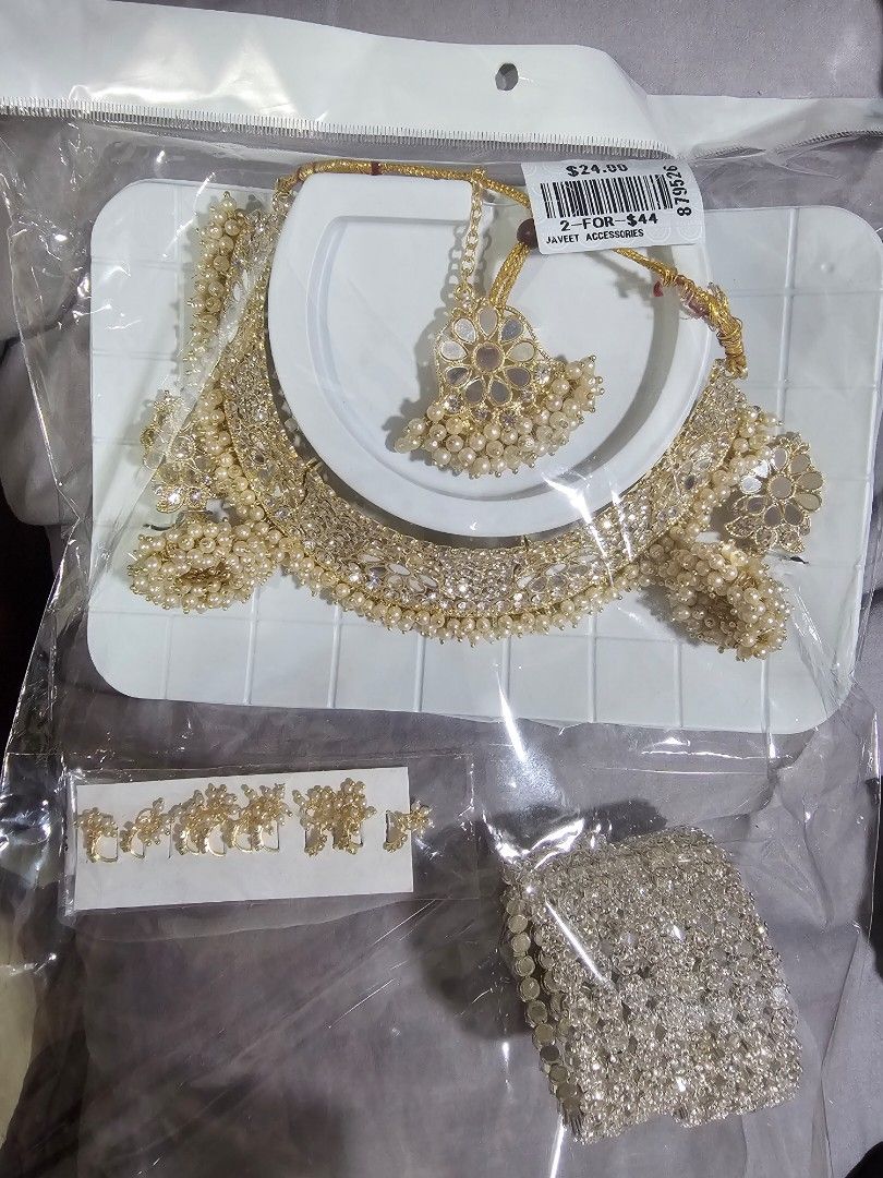 Indian jewellery Women s Fashion Jewelry Organisers Necklaces