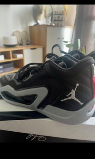 (Category: ) located in . Submitted by belikemepreloved (Listing ID 1267388253, Image 1). Description: .
