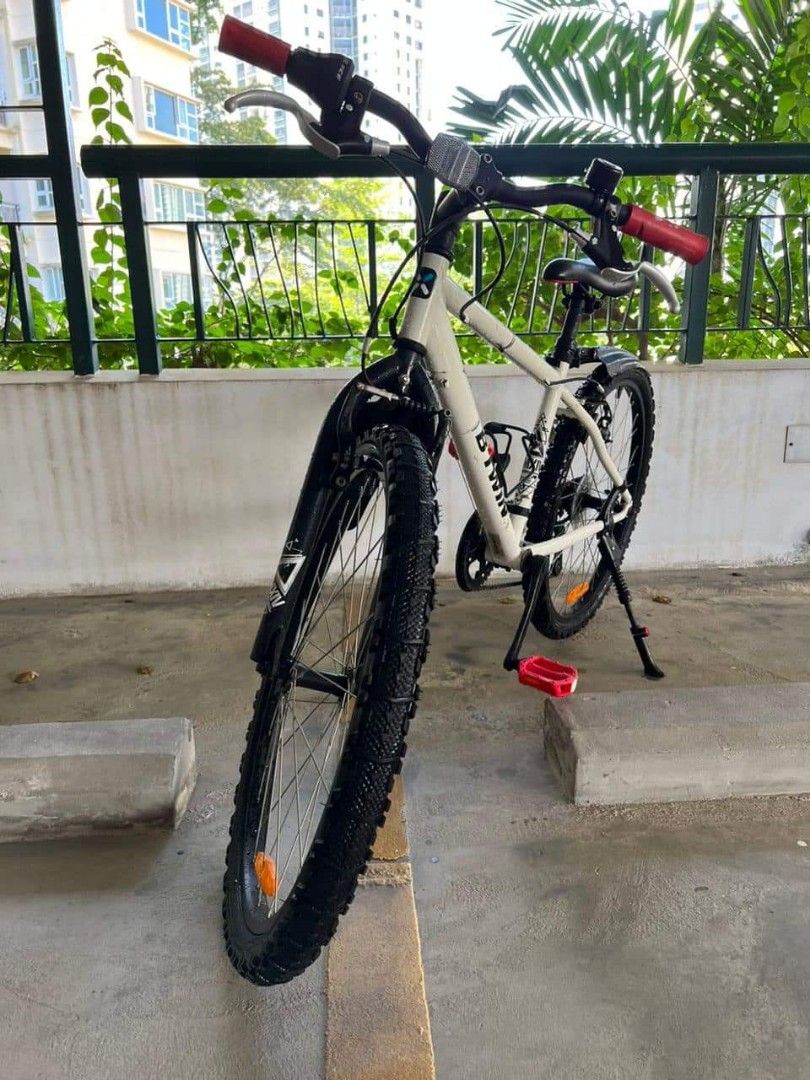 Kids Teenagers bike bicycle basikal Decathlon Btwin Rockrider 300