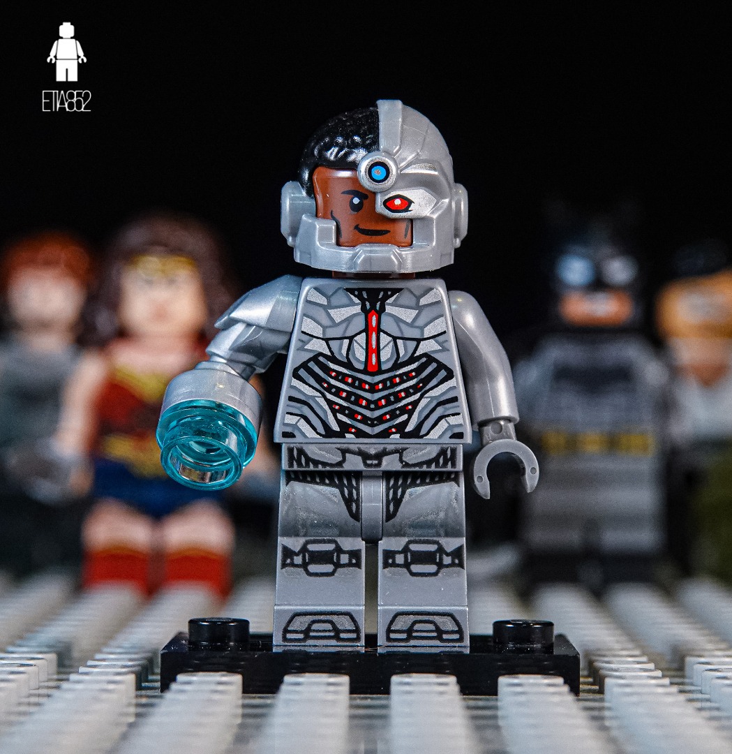 Lego 人仔 minifigures Cyborg(DC/sh436/76087/Justice League), 興趣及遊戲, 玩具 ...