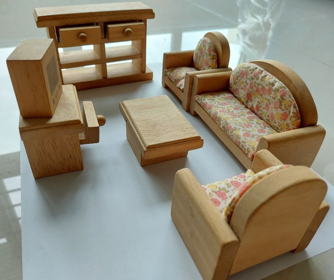 Used outlet dollhouse furniture