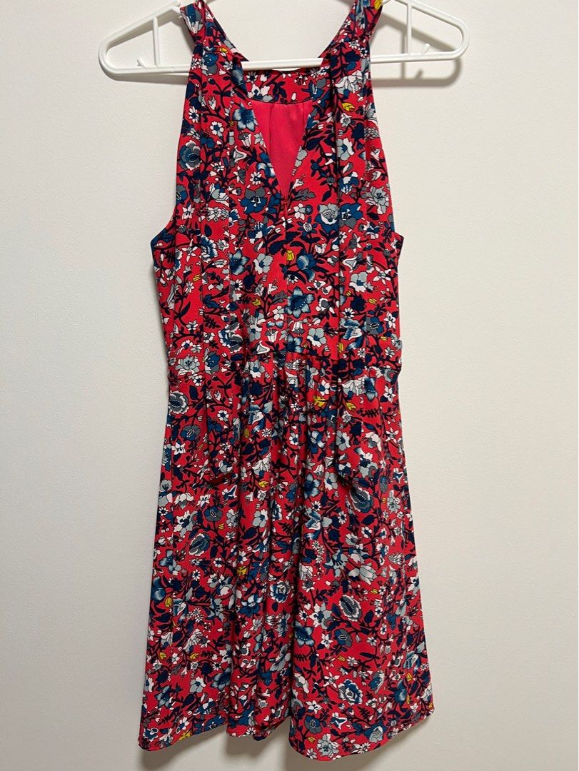 LOFT petite floral dress, Women's Fashion, Dresses & Sets, Dresses on Carousell LOFT petite floral dress, Women's Fashion, Dresses & Sets, Dresses on Carousell