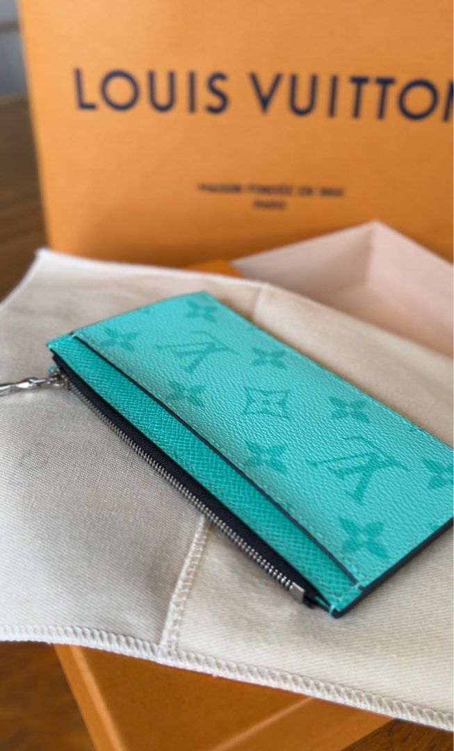 Coin Card Holder in Miami Green. It is a beautiful colour but slightly more  green in real life than it photographs as 🏝 : r/Louisvuitton