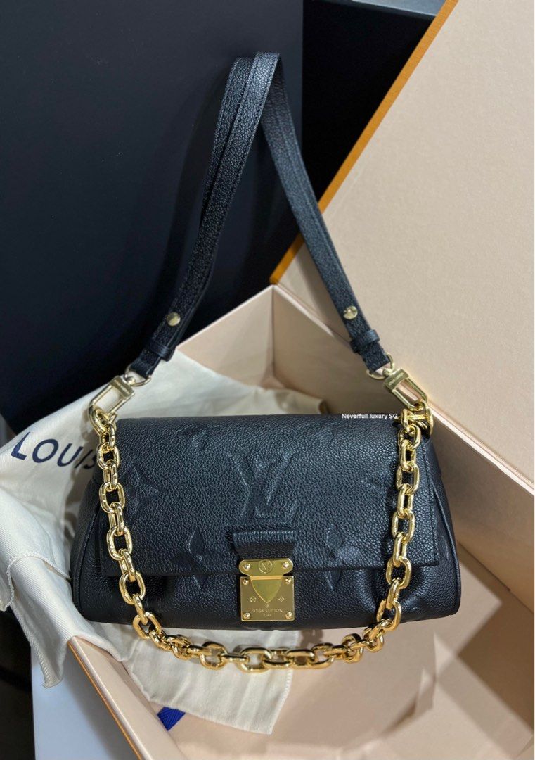 Louis vuitton purse with gold hotsell chain strap