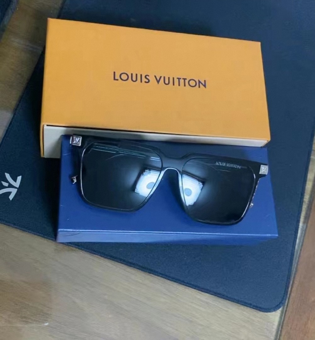 Louis Vuitton Men's Sunglasses, Men's Fashion, Watches & Accessories