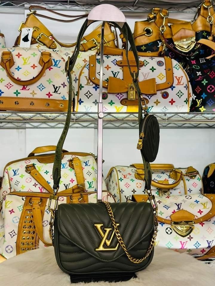 LV, Luxury, Bags & Wallets on Carousell