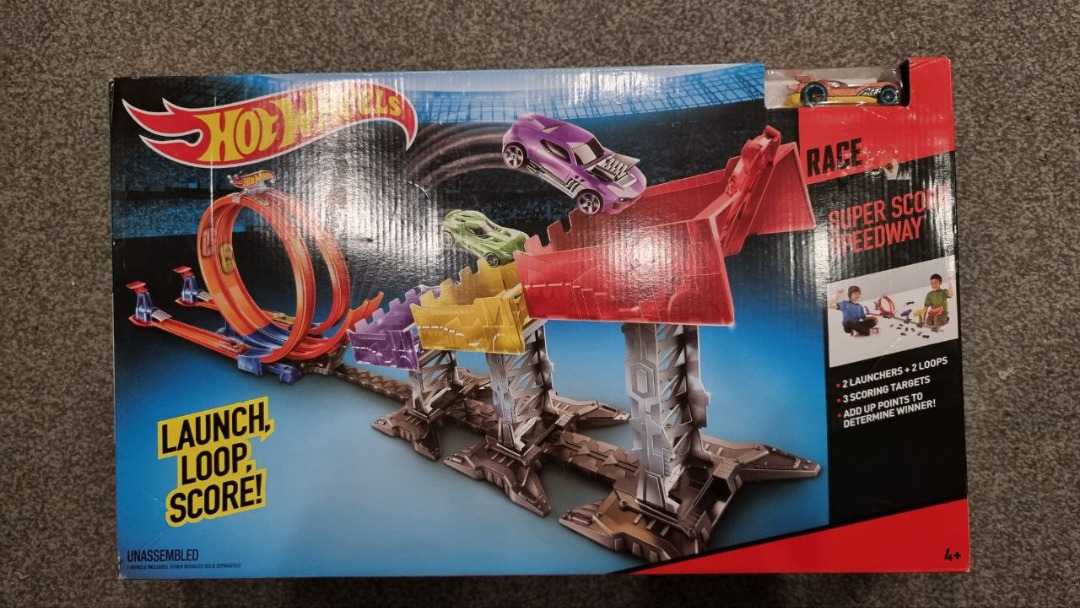 Mattel Hot Wheels Super Score Speedway Double Loop Track Set
