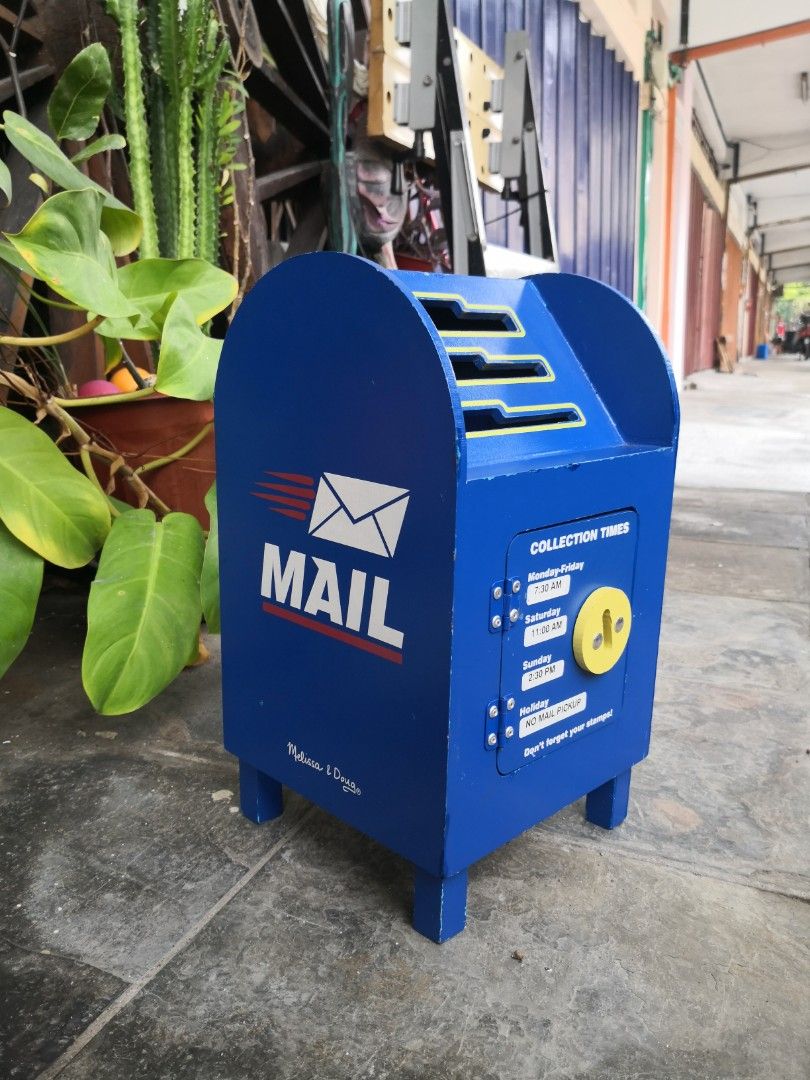 Melissa Doug Toy Wooden MailBox Hobbies Toys Toys Games on