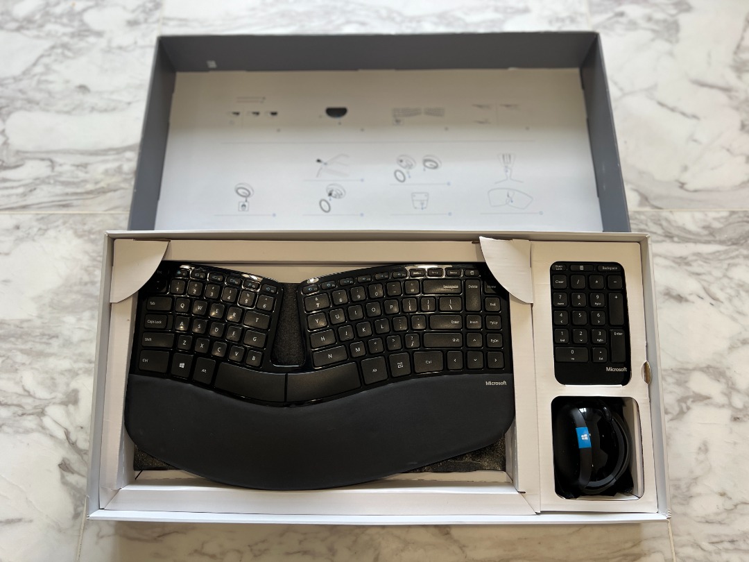 Microsoft Sculpt Ergonomic Desktop Keyboard Mouse Number Pad Combo