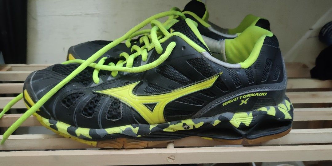 Mizuno wave tornado 1 yellow outlet