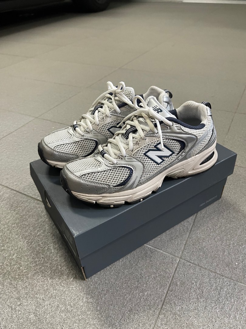 靴NEWBALANCE MR530KA 23.5cm