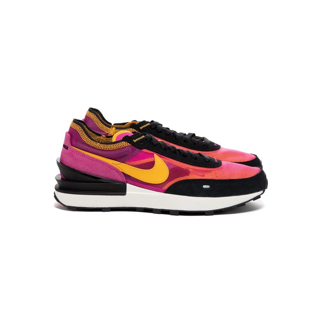 Nike Waffle One LowTop Sneakers in Active Fuchsia, Men's Fashion