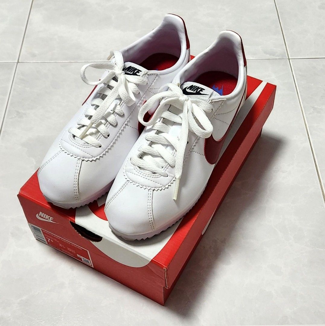 Nike Womens Classic Cortez Leather Sneakers White Varsity Red