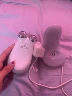 （分類：）位於 。 由 chingyeew 提交（商品編號 1267433283，圖片 1）。簡介： 。