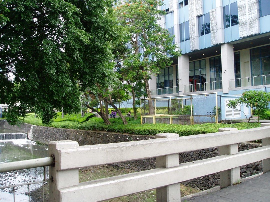 Olympus FE 110 Digital Camera, Photography, Cameras on Carousell