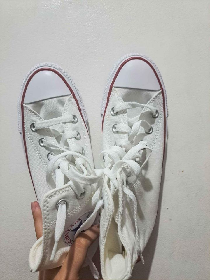Chuck online taylor 2000