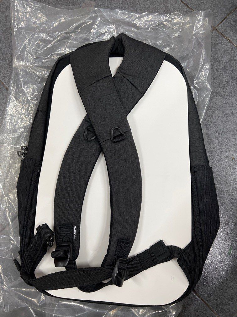 Pacsafe intasafe on sale x 15