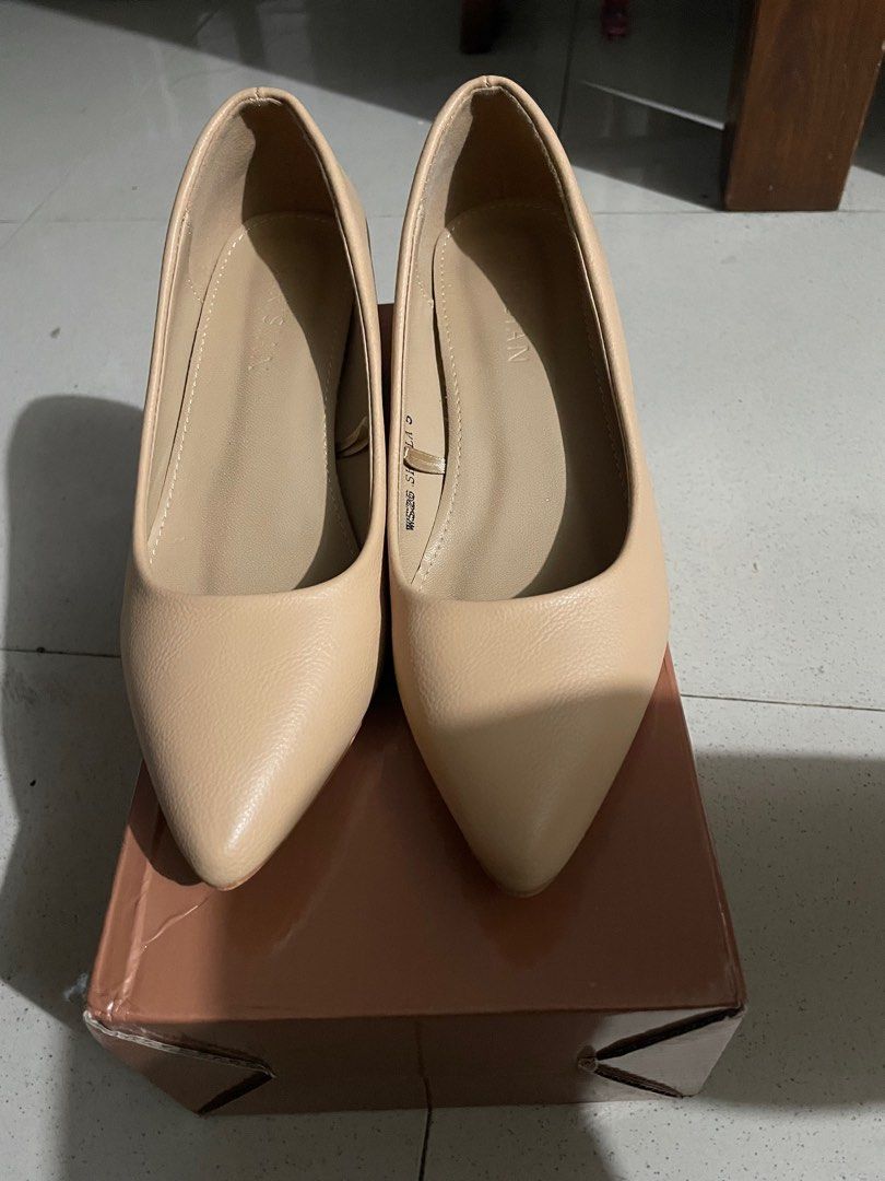 Nude heels size 5 online