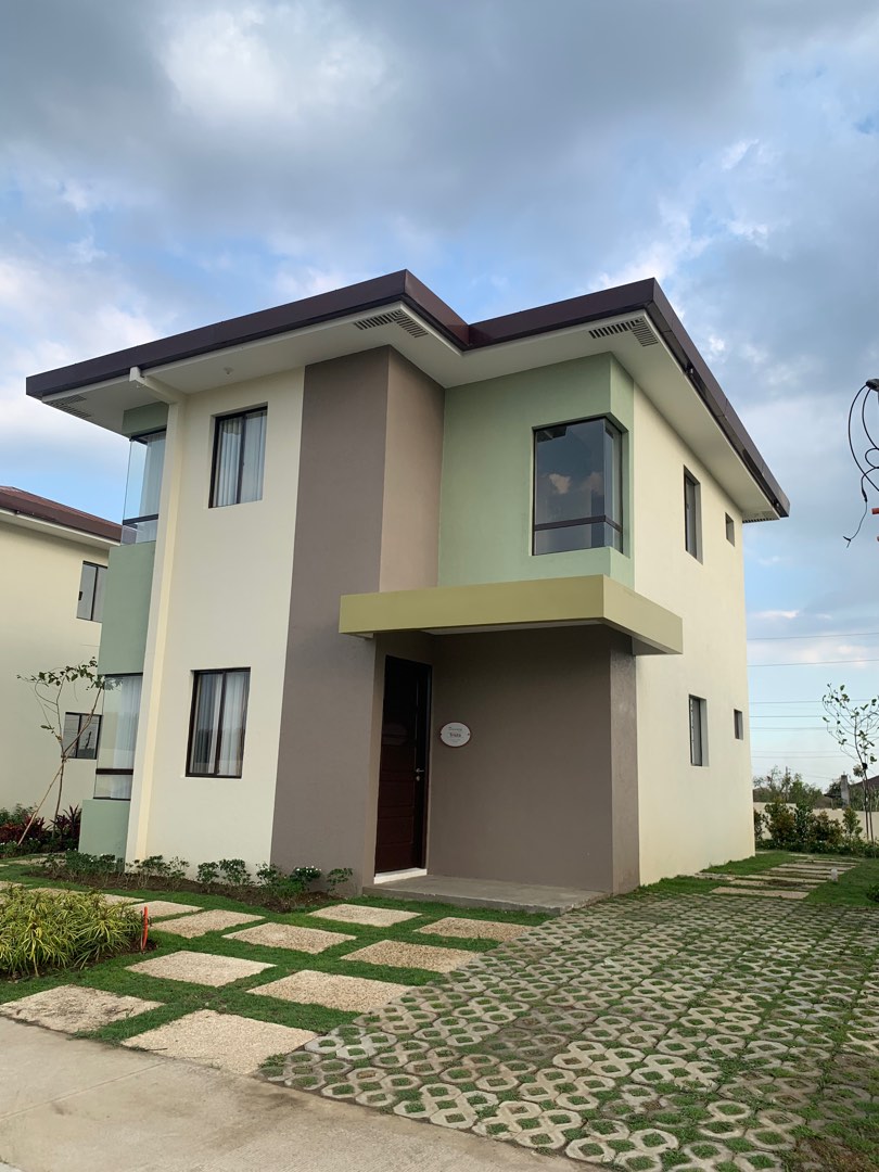 PreSelling 3 Bedrooms House and Lot at Angeles Pampanga near Clark