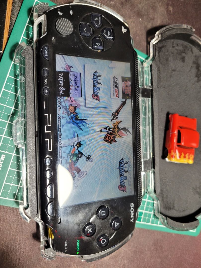 PSP 1000 BLACK, Video Gaming, Video Game Consoles, PlayStation on Carousell
