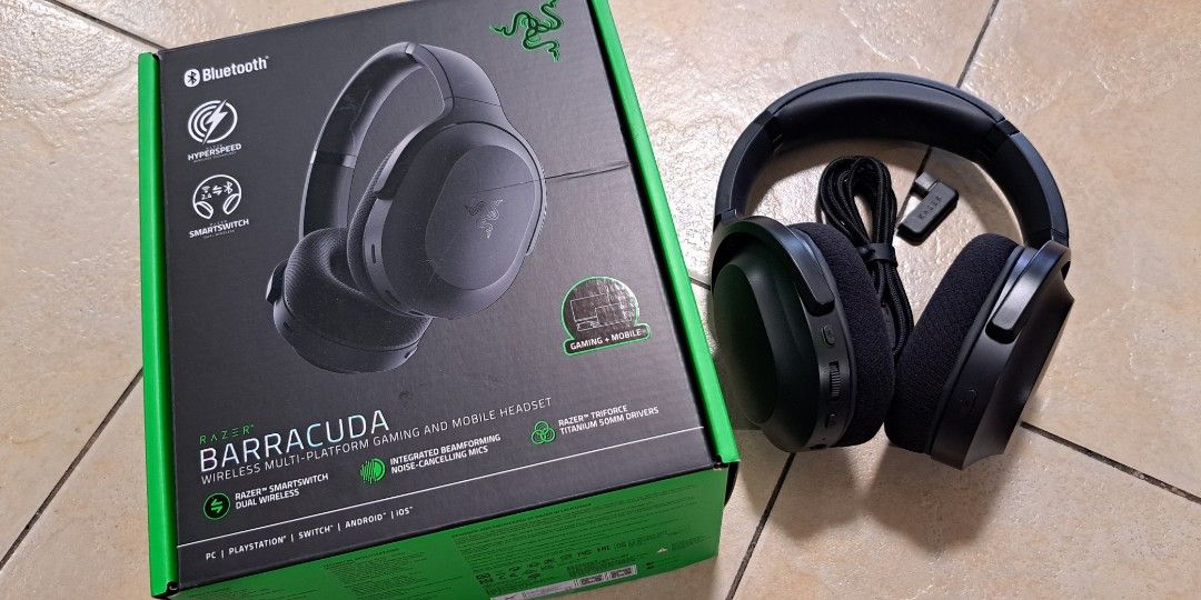 RAZER BARRACUDA Wireless Gaming and Mobile Headset (Category: Headphones & Headsets) located in Quezon City. Submitted by benj.dlc (Listing ID 1267385605, Image 3). Description: For sale or swap with PS4 slim/pro RAZER BARRACUDA Wireless Gaming and Mobile Headset Quick toggle between Hyperspeed wireless and bluetooth Dual beamforming noise cancelling mics Razer Triforce titanium 50mm drivers I bought this last December 2022 for comparative review