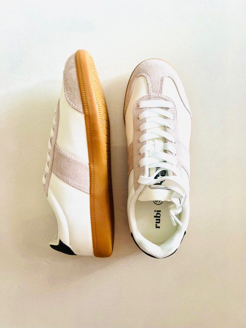 RP 59.90 RUBI Bella Sleek Retro Sneakers size 37